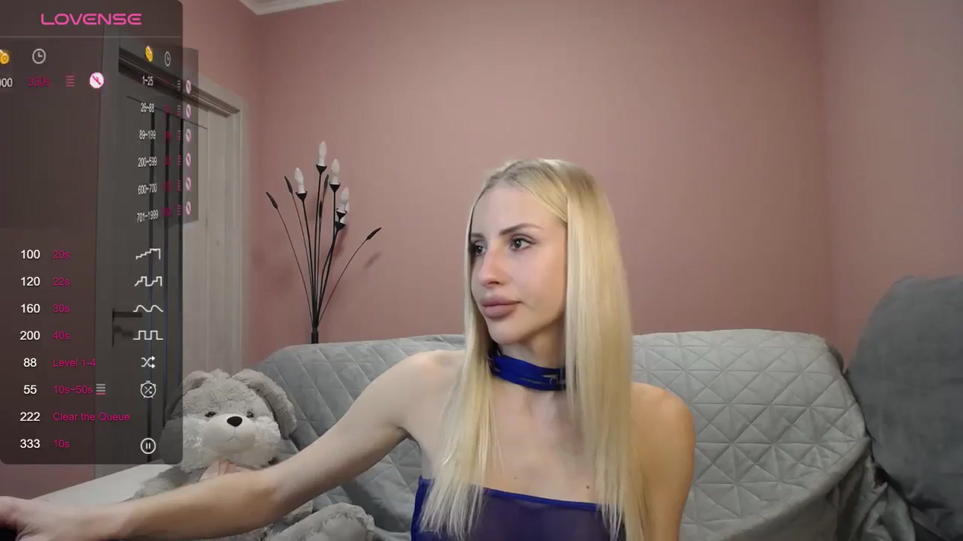 Gallery image thumbnail from KimKalash's myfreecams stream on, 03/18/2024, 10:30 image 3 of 20