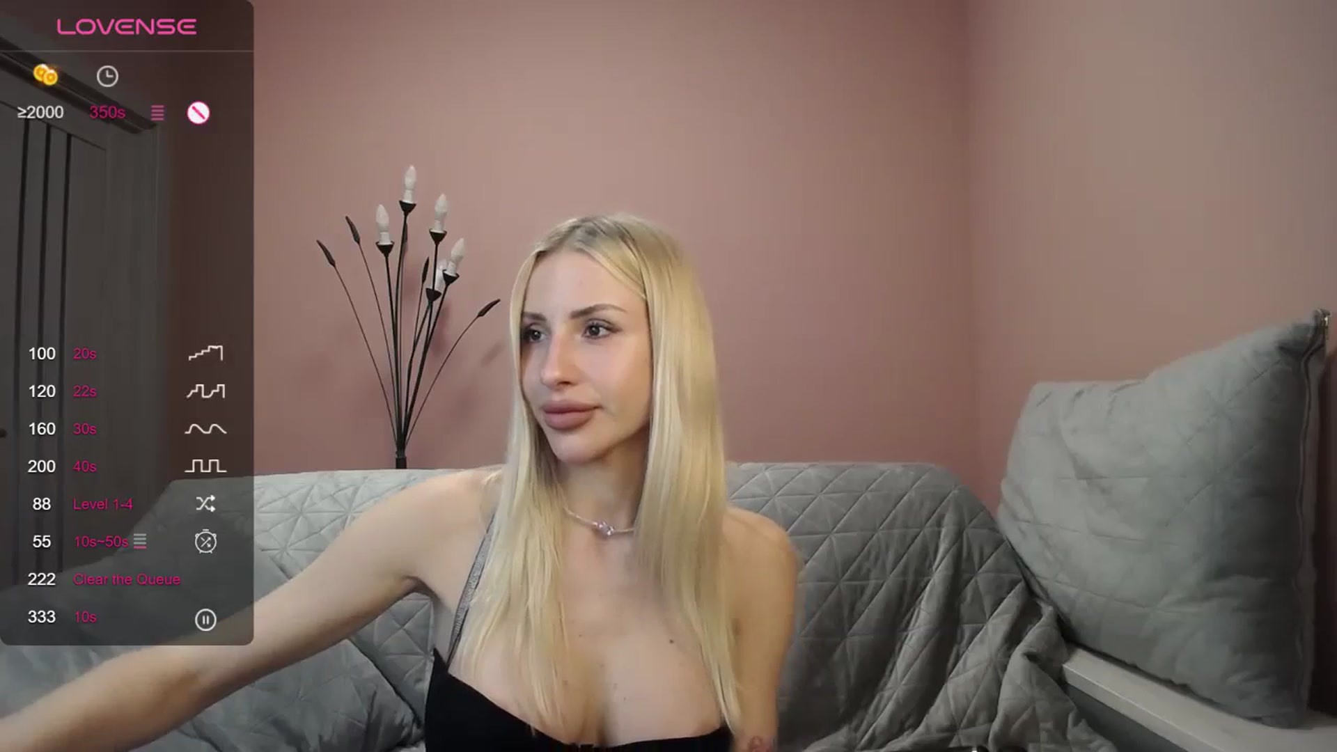 Gallery image thumbnail from KimKalash's myfreecams stream on, 03/26/2024, 10:14 image 7 of 20
