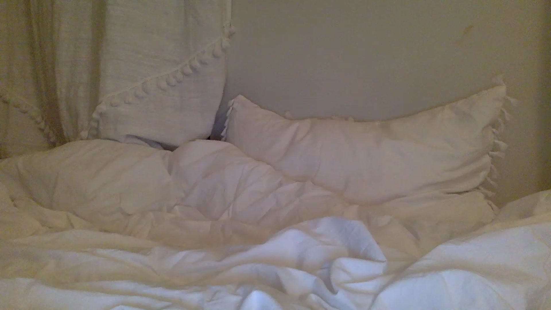Gallery image thumbnail from KimKim55's myfreecams stream on, 12/17/2022, 06:05 image 2 of 20
