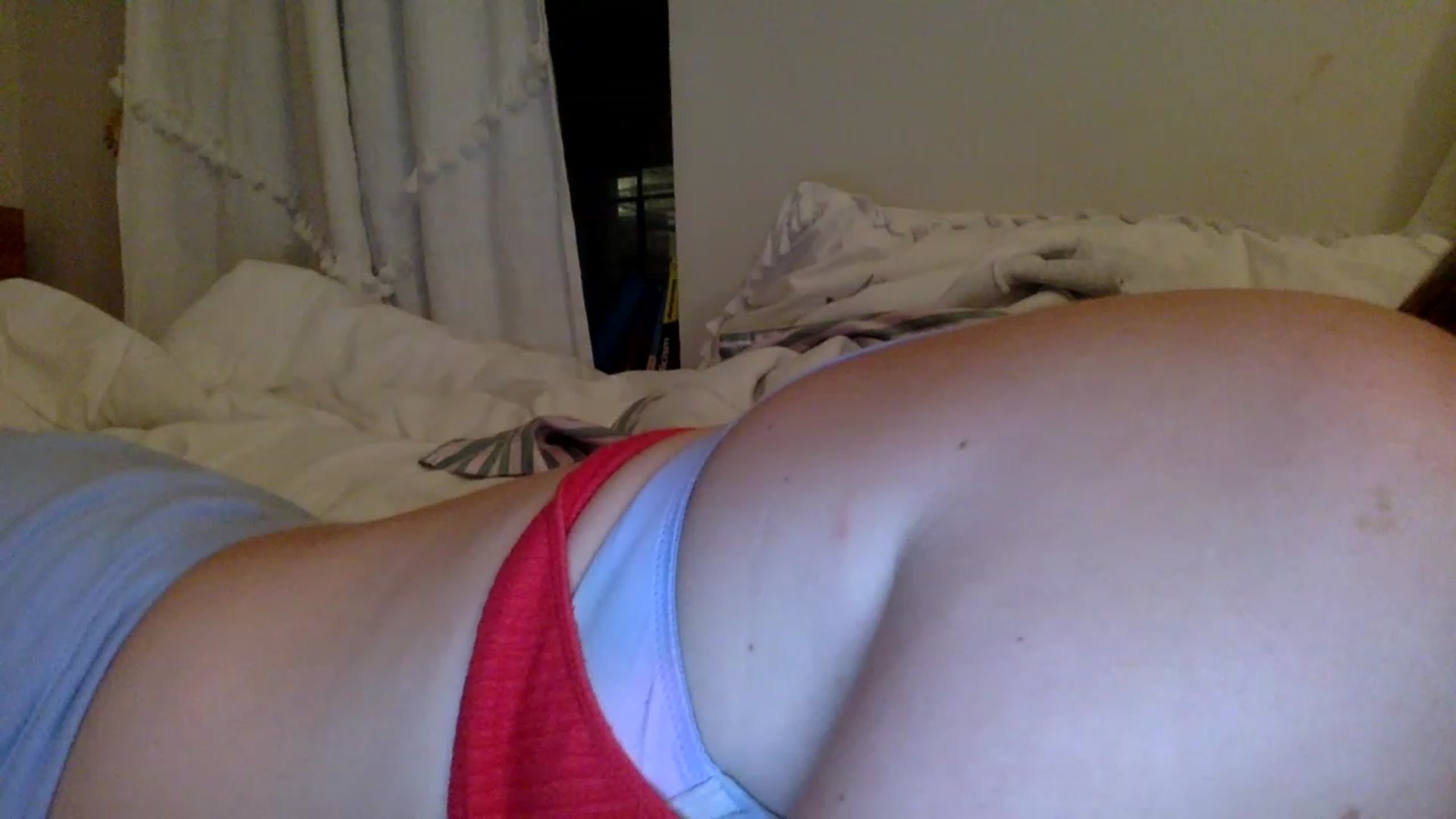 Gallery image thumbnail from KimKim55's myfreecams stream on, 05/04/2023, 05:43 image 3 of 20