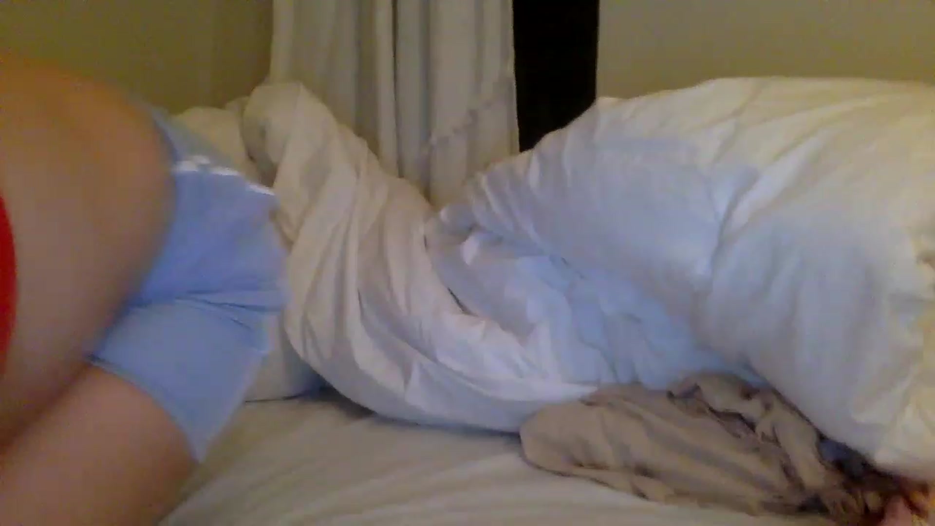 Gallery image thumbnail from KimKim55's myfreecams stream on, 05/04/2023, 05:43 image 8 of 20