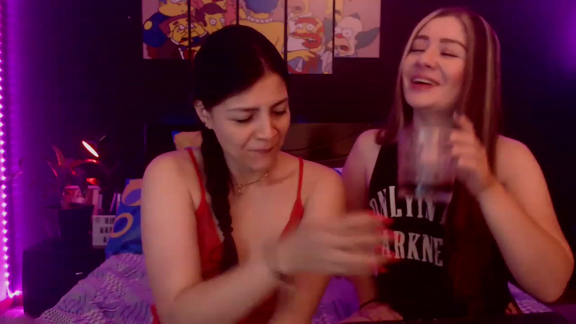 Gallery image thumbnail from KimZoe's myfreecams stream on, 11/21/2022, 11:13 image 15 of 20