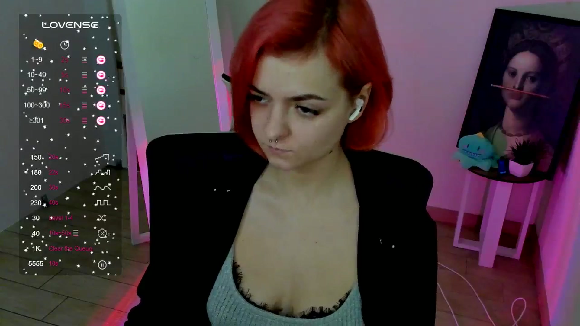 Gallery image thumbnail from Kim_Bestie's myfreecams stream on, 11/21/2024, 08:59 image 15 of 20