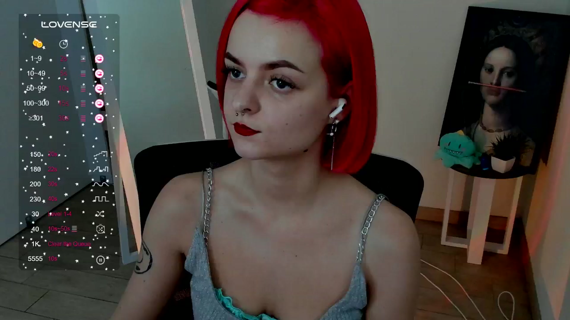 Gallery image thumbnail from Kim_Bestie's myfreecams stream on, 11/25/2024, 18:31 image 8 of 20