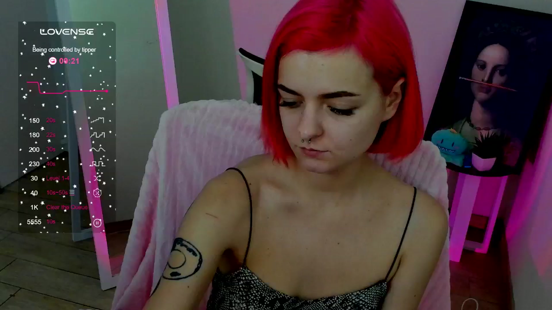 Gallery image thumbnail from Kim_Bestie's myfreecams stream on, 12/02/2024, 12:38 image 13 of 20