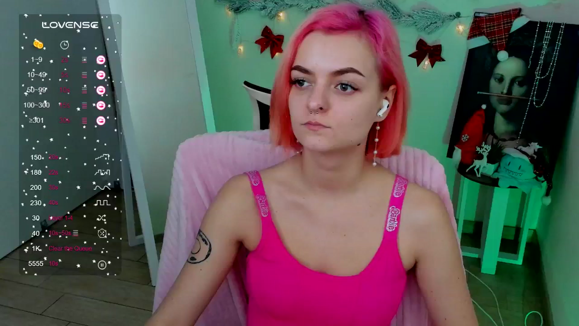 Gallery image thumbnail from Kim_Bestie's myfreecams stream on, 12/19/2024, 10:53 image 16 of 20