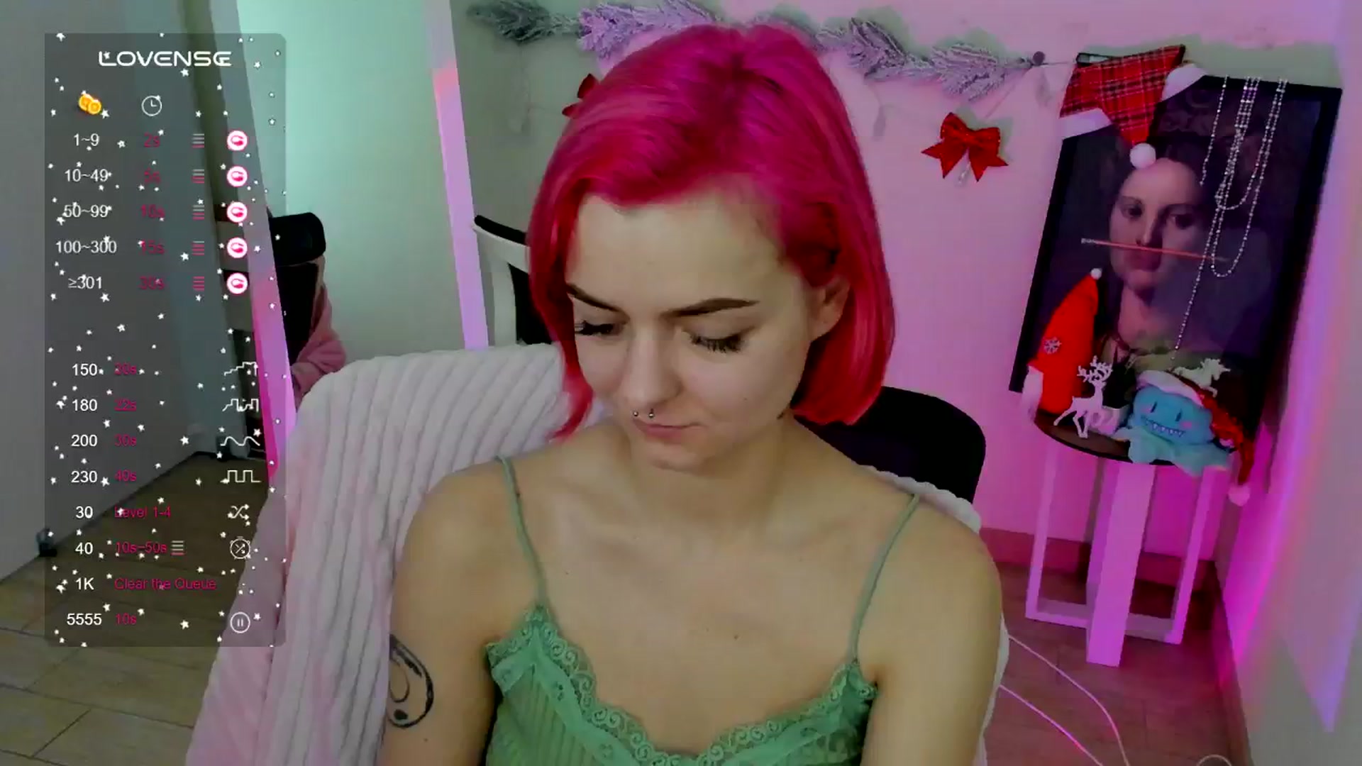 Gallery image thumbnail from Kim_Bestie's myfreecams stream on, 12/23/2024, 17:02 image 18 of 20