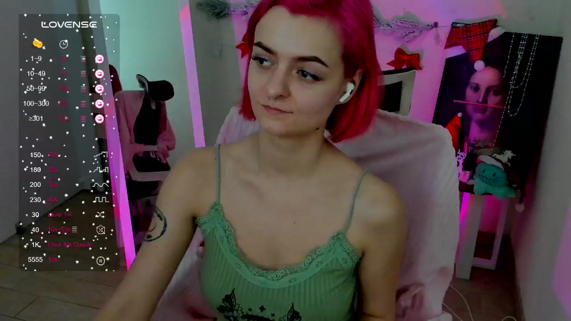 Gallery image thumbnail from Kim_Bestie's myfreecams stream on, 12/23/2024, 18:12 image 19 of 20