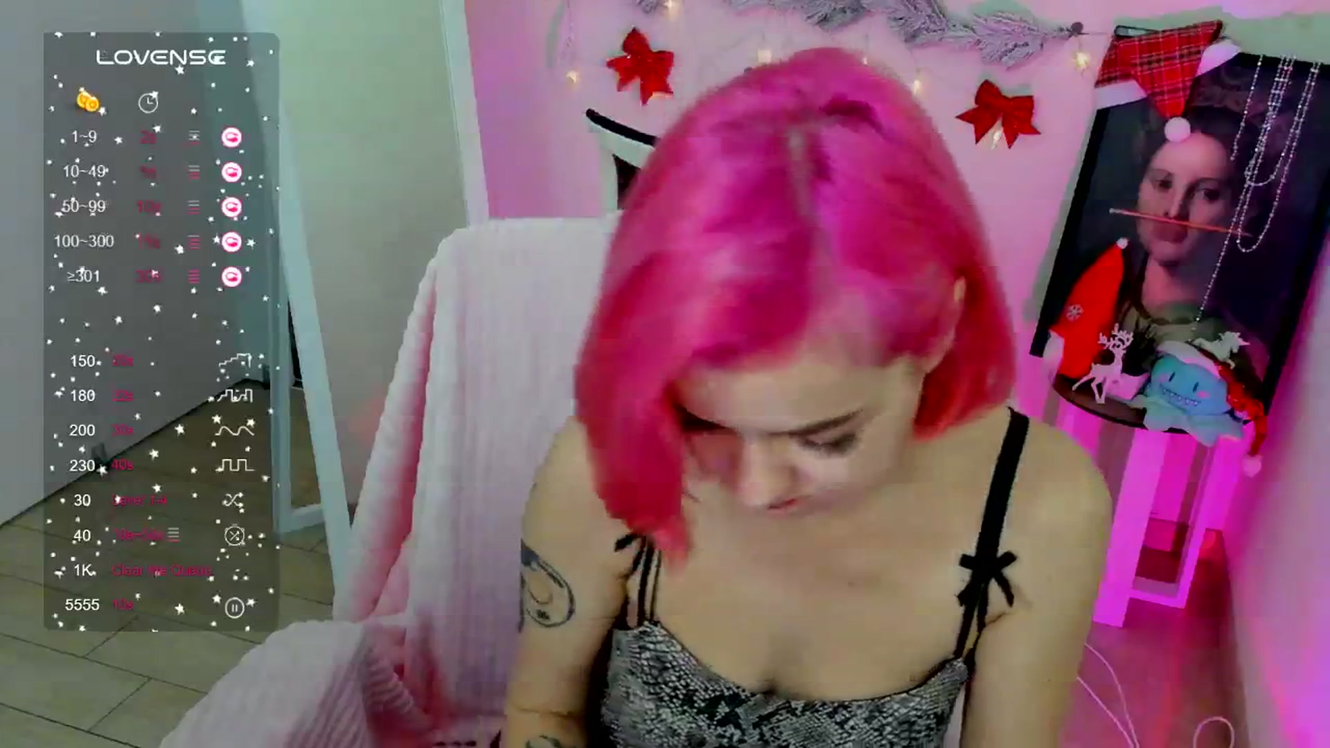 Gallery image thumbnail from Kim_Bestie's myfreecams stream on, 12/27/2024, 12:45 image 16 of 20