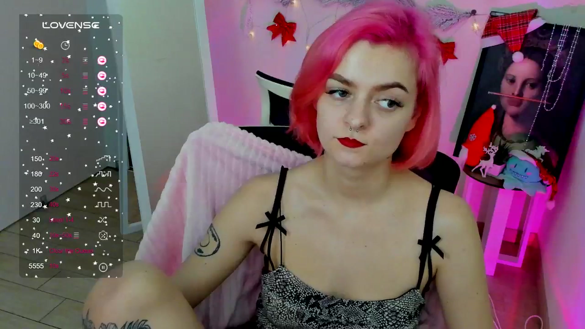 Gallery image thumbnail from Kim_Bestie's myfreecams stream on, 12/27/2024, 12:45 image 15 of 20