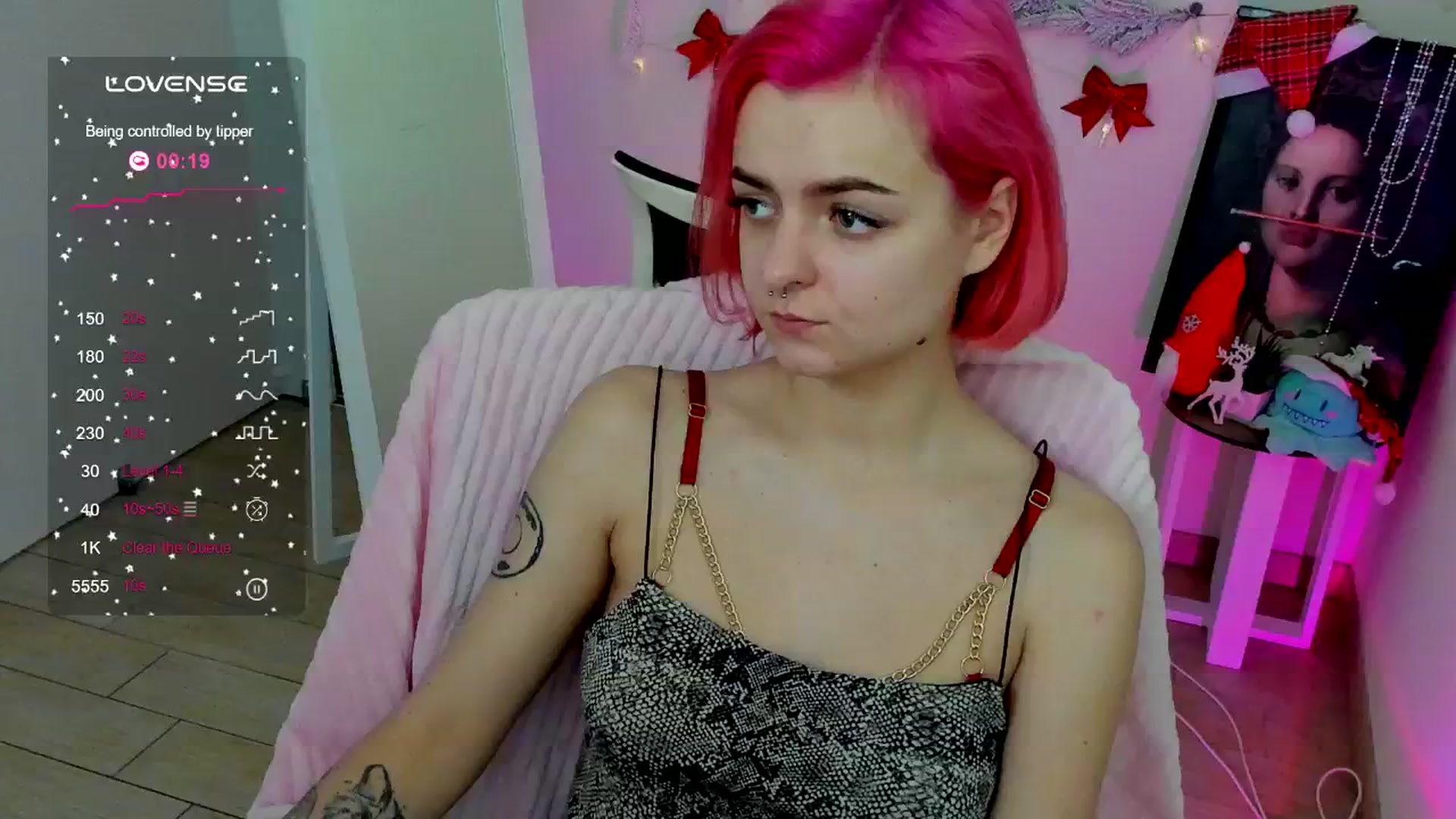 Gallery image thumbnail from Kim_Bestie's myfreecams stream on, 12/28/2024, 09:40 image 20 of 20