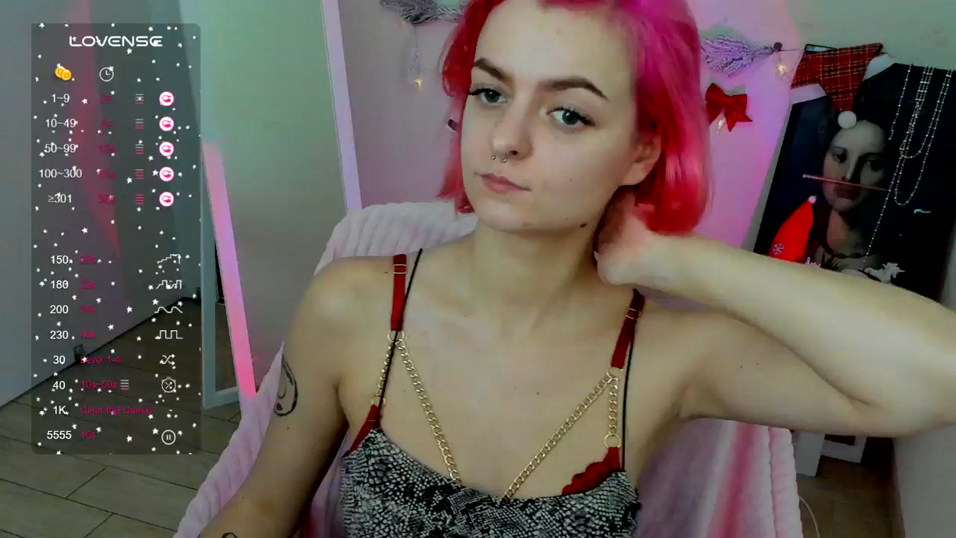 Gallery image thumbnail from Kim_Bestie's myfreecams stream on, 12/28/2024, 11:03 image 15 of 20