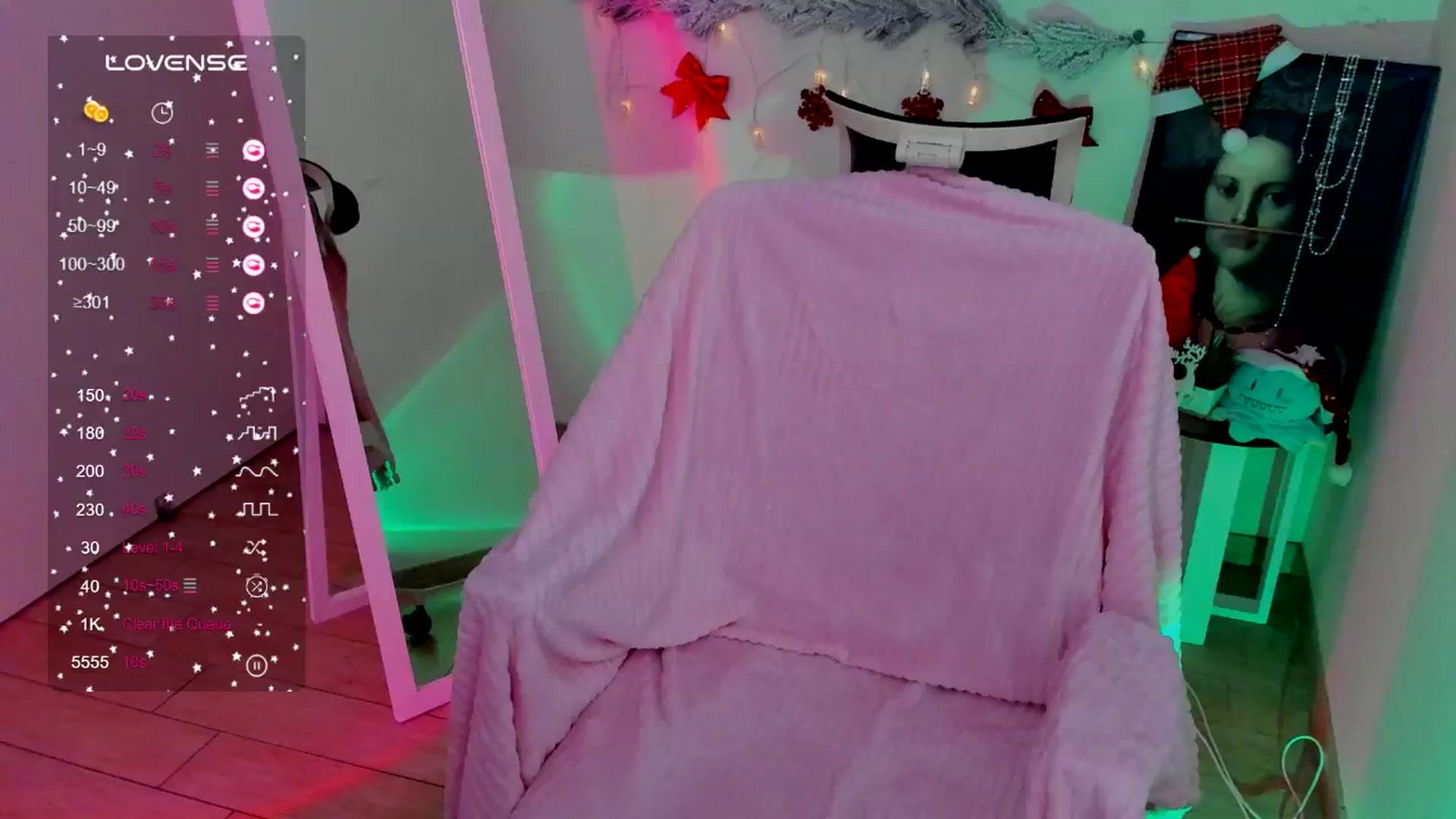 Gallery image thumbnail from Kim_Bestie's myfreecams stream on, 01/01/2025, 18:04 image 16 of 20
