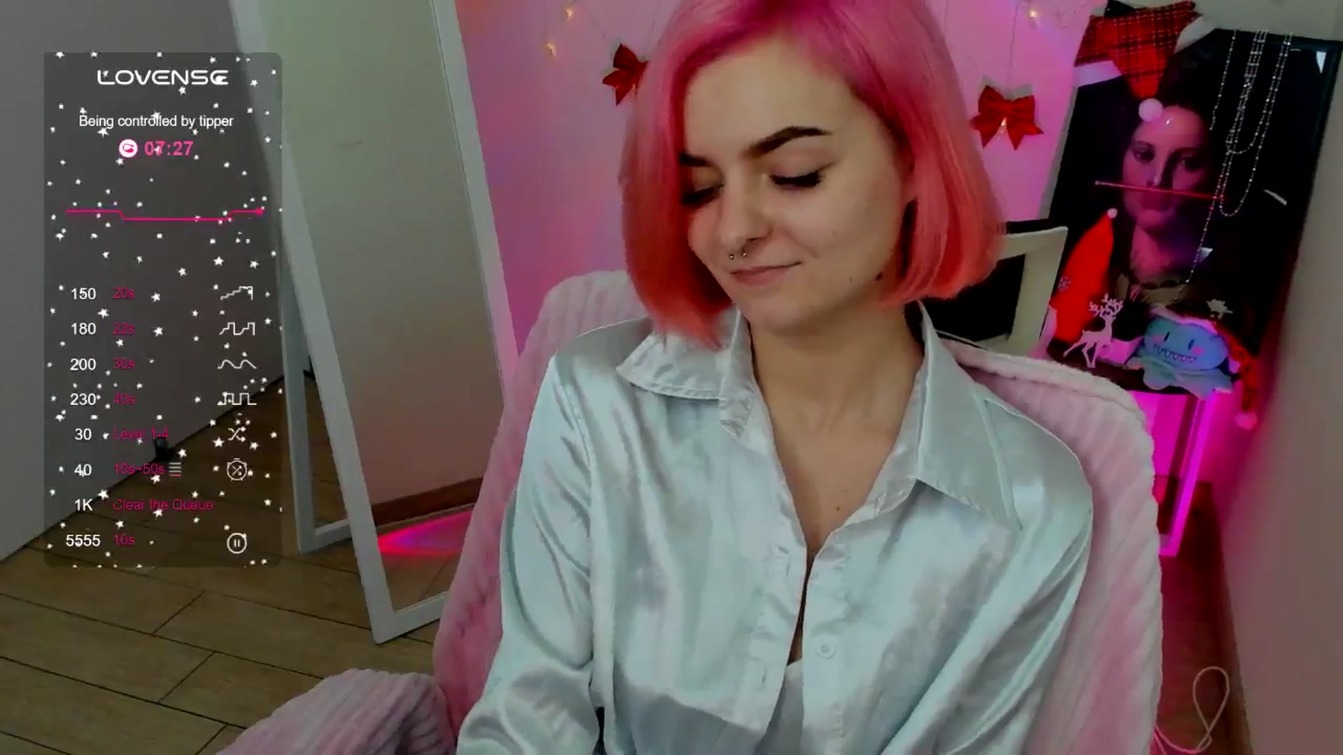 Gallery image thumbnail from Kim_Bestie's myfreecams stream on, 01/03/2025, 14:53 image 8 of 20