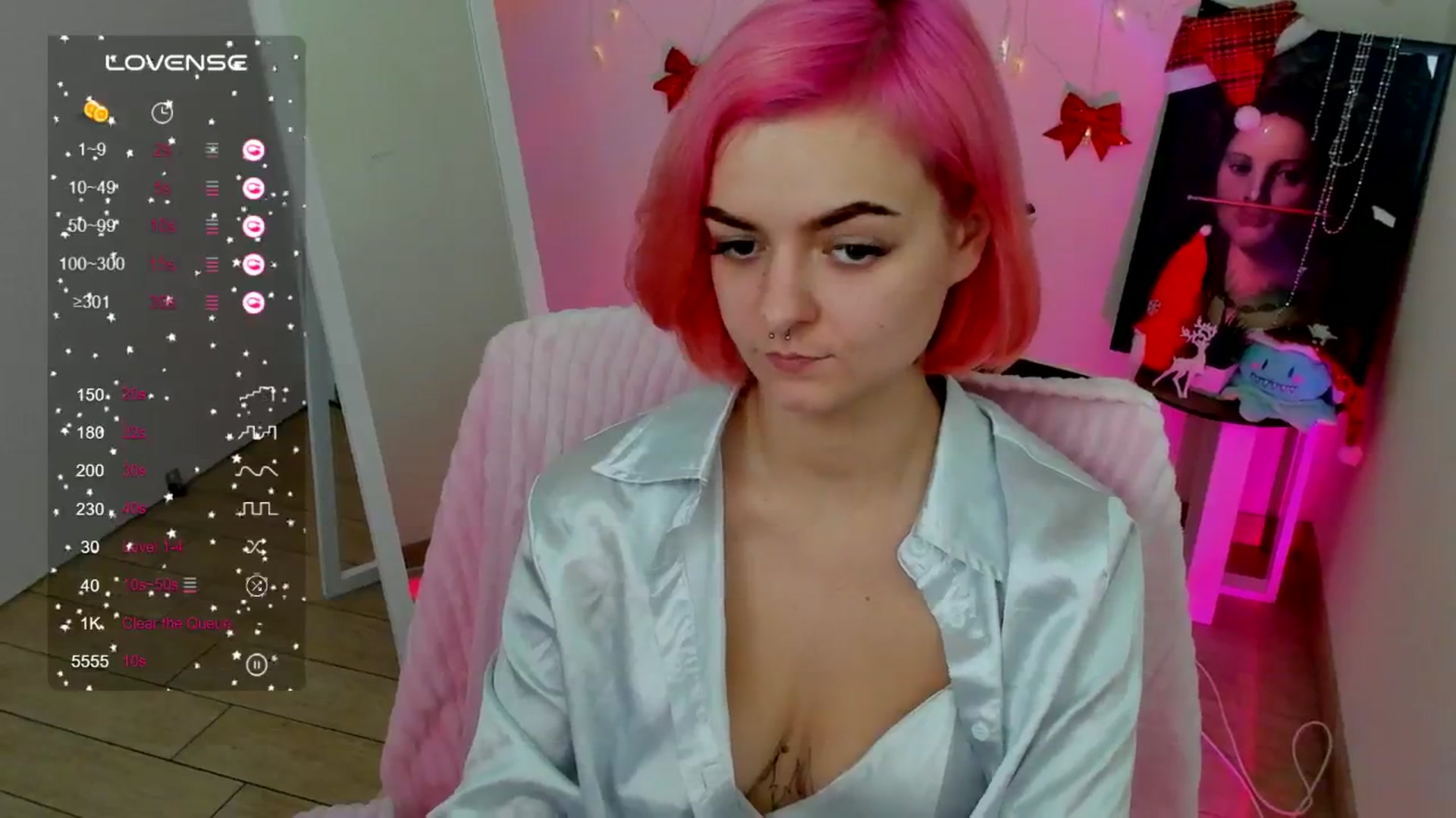Gallery image thumbnail from Kim_Bestie's myfreecams stream on, 01/03/2025, 16:00 image 8 of 20