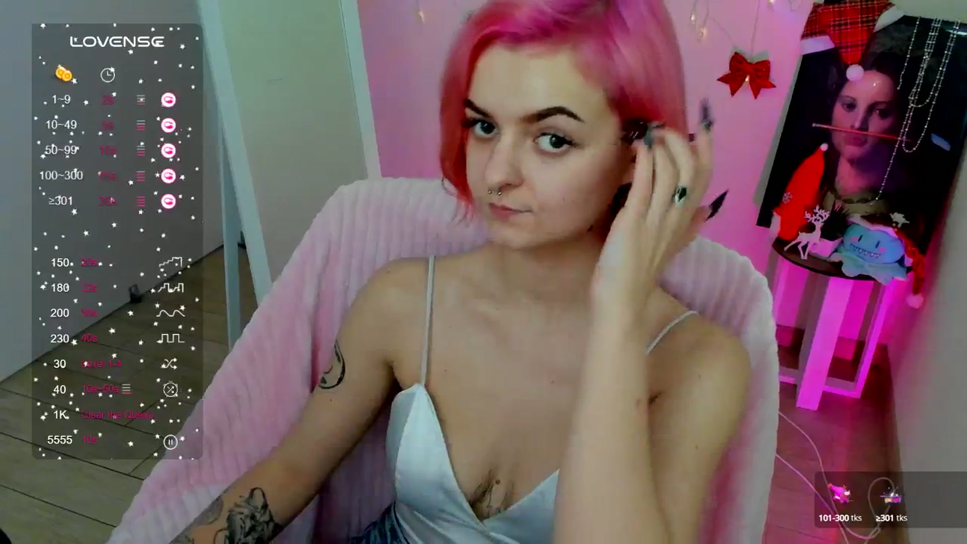 Gallery image thumbnail from Kim_Bestie's myfreecams stream on, 01/03/2025, 18:25 image 11 of 20