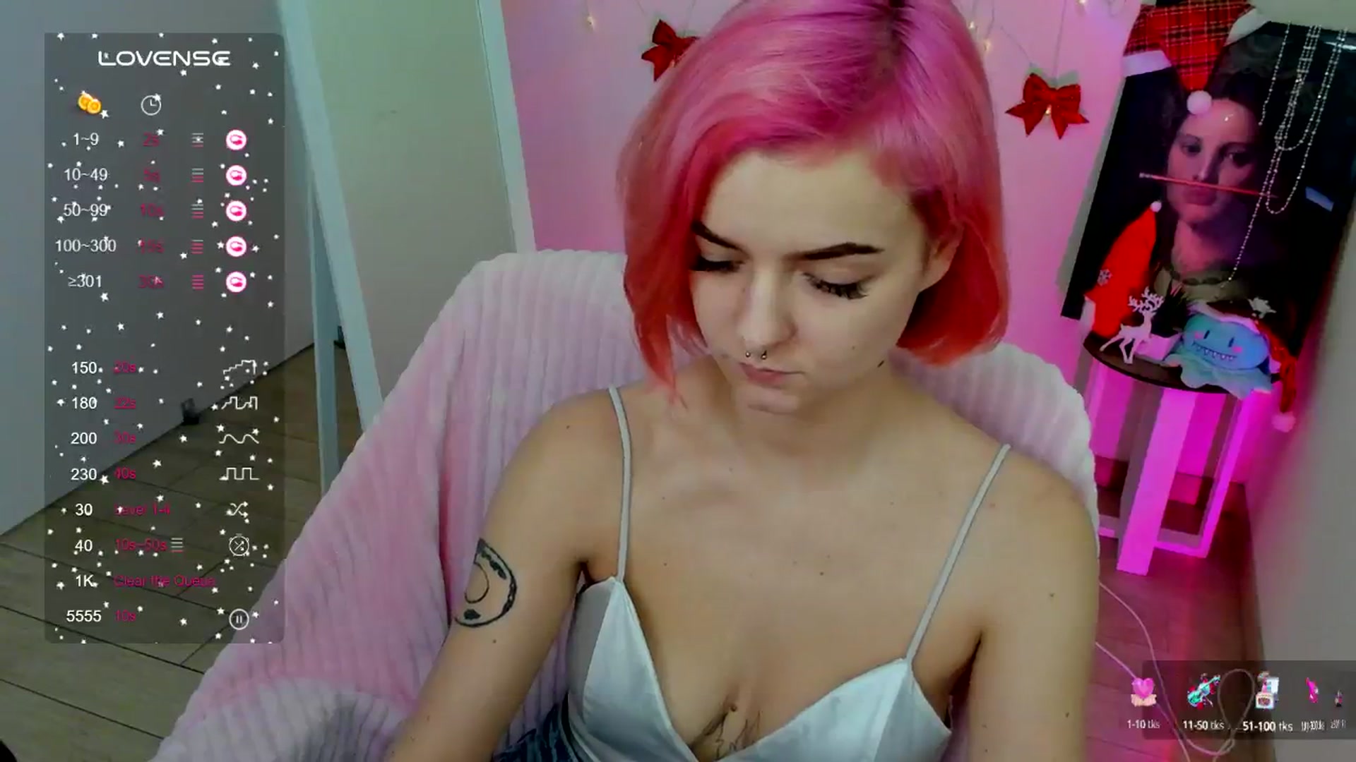 Gallery image thumbnail from Kim_Bestie's myfreecams stream on, 01/03/2025, 18:25 image 8 of 20