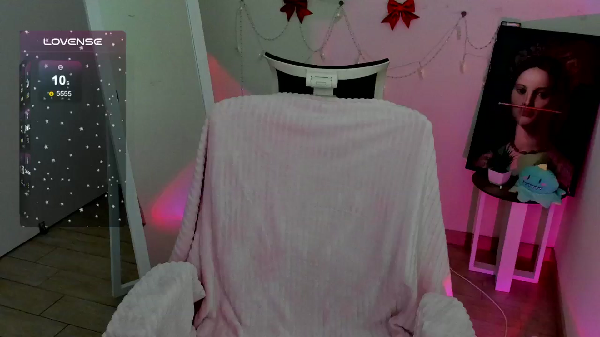 Gallery image thumbnail from Kim_Bestie's myfreecams stream on, 01/20/2025, 17:39 image 1 of 20
