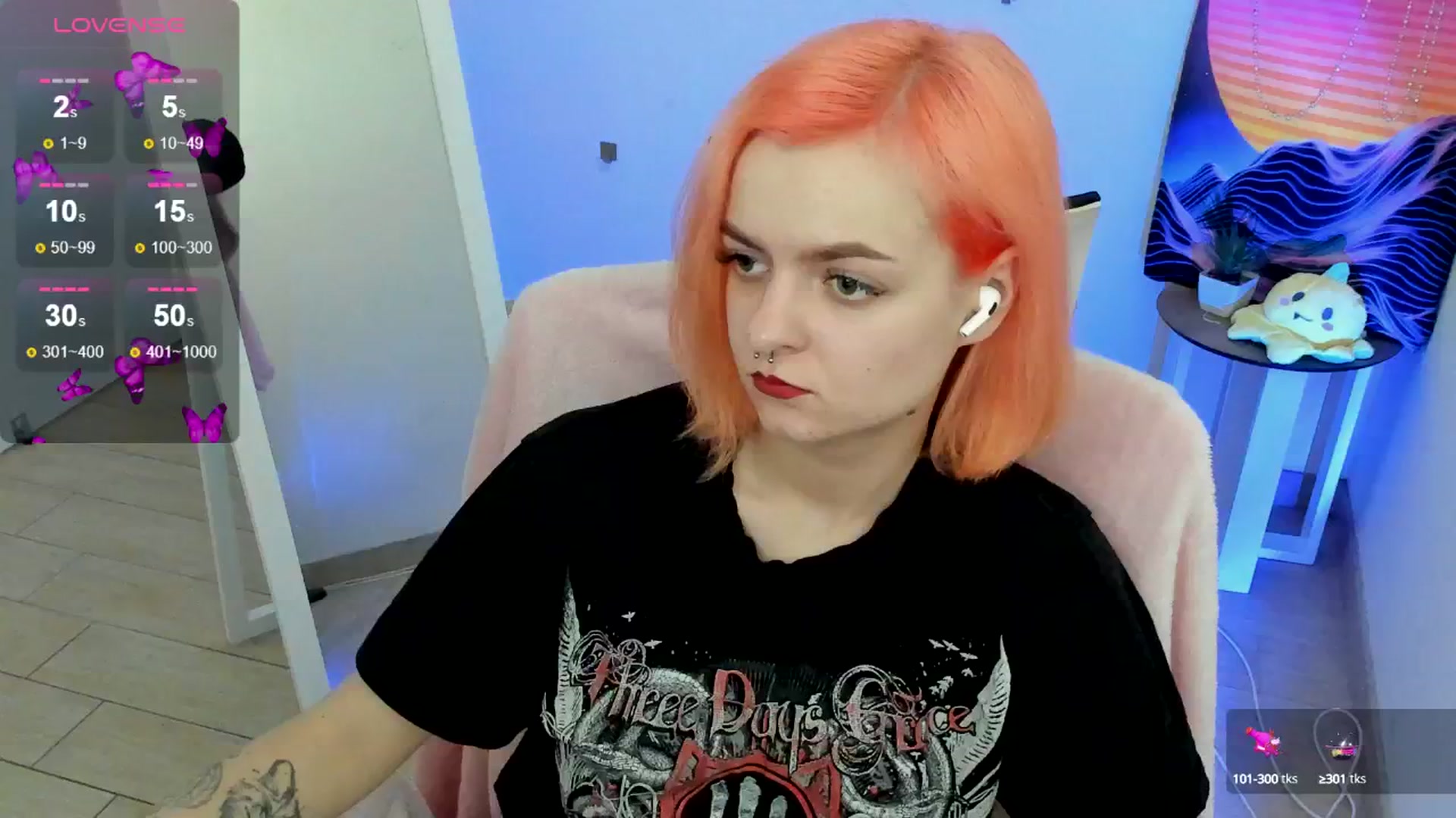 Gallery image thumbnail from Kim_Bestie's myfreecams stream on, 03/09/2025, 12:49 image 19 of 20