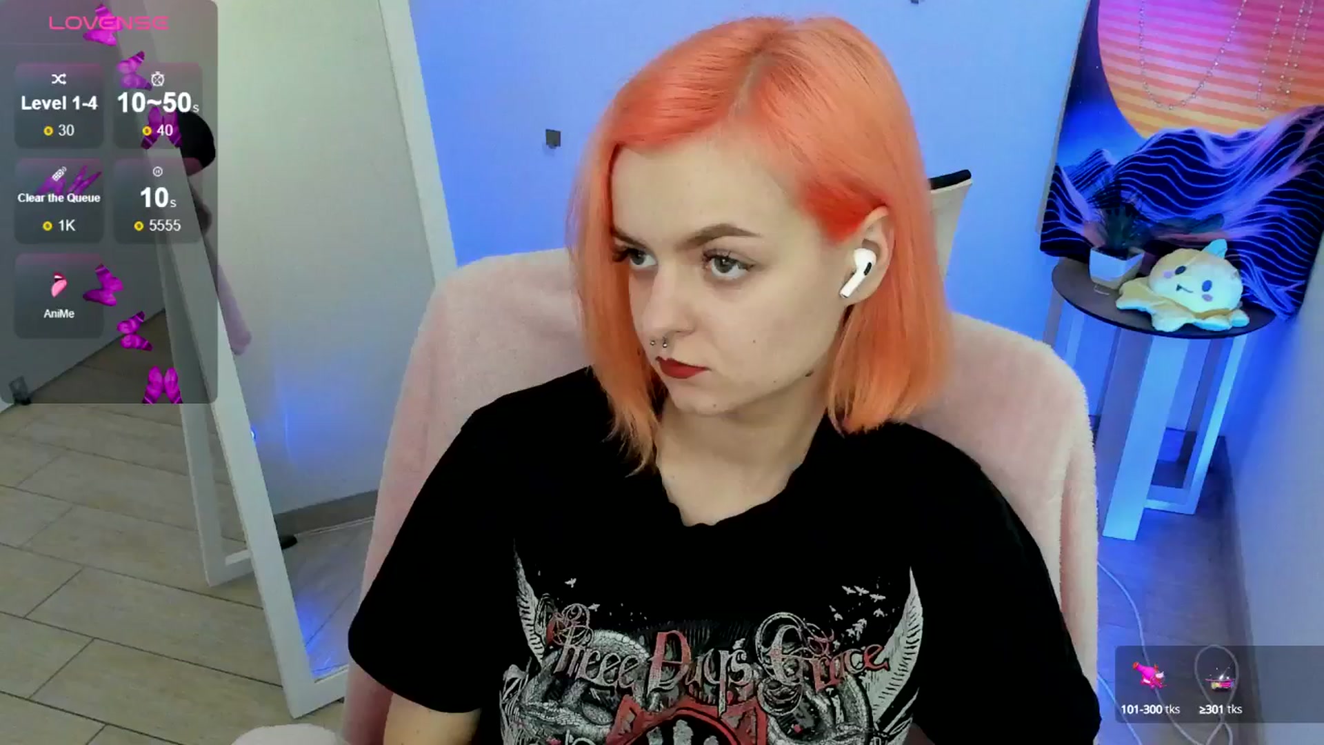 Gallery image thumbnail from Kim_Bestie's myfreecams stream on, 03/09/2025, 12:49 image 17 of 20