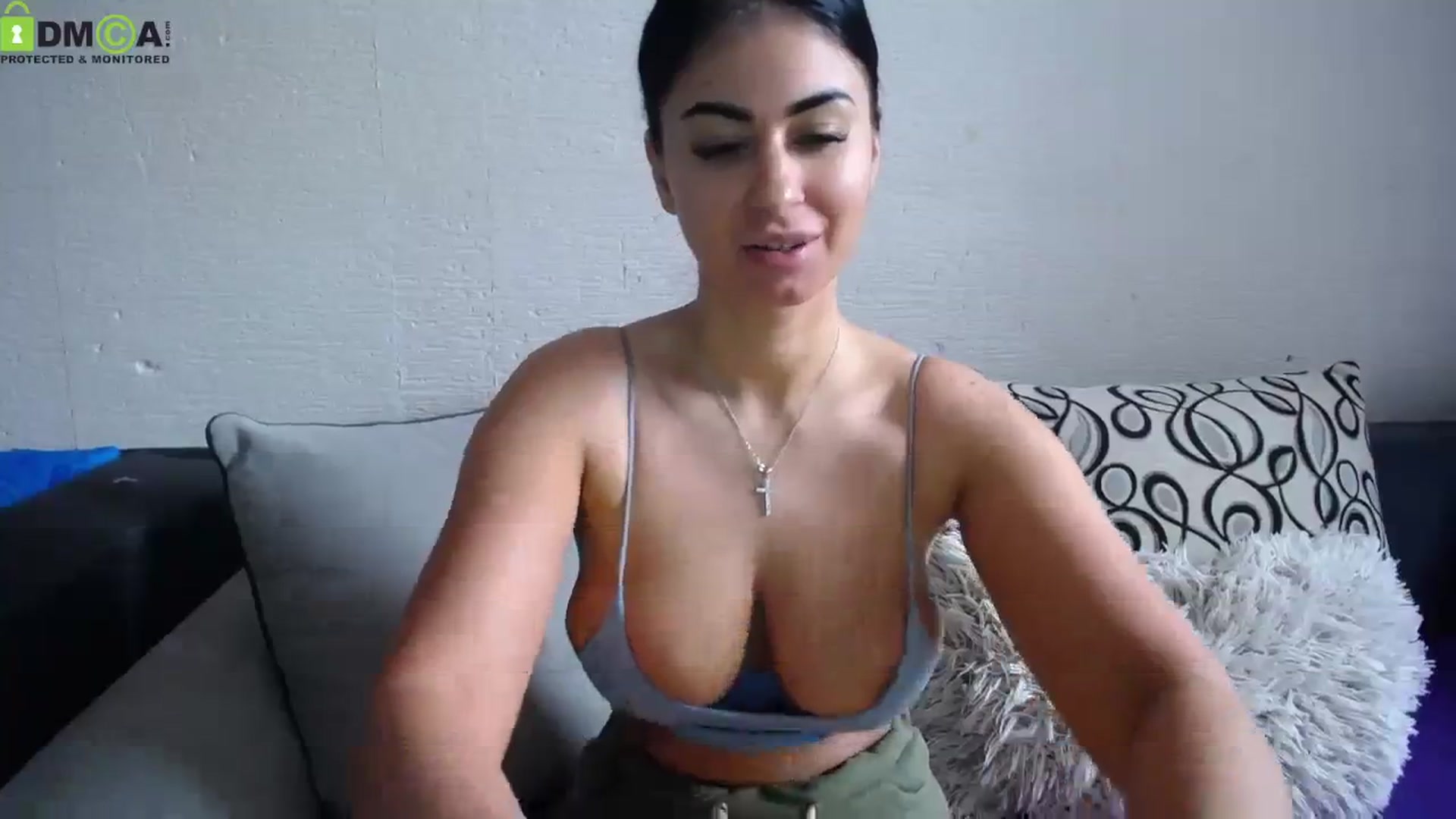 Gallery image thumbnail from Kim_Paris's myfreecams stream on, 03/01/2024, 12:38 image 11 of 20
