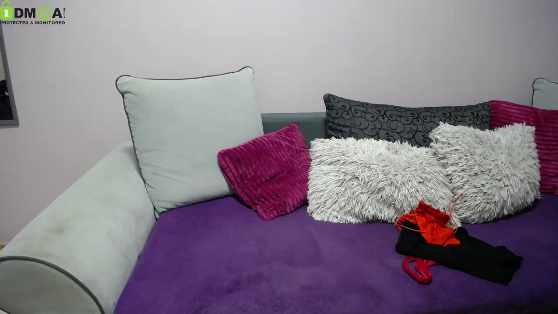 Gallery image thumbnail from Kim_Paris's myfreecams stream on, 12/25/2024, 21:07 image 2 of 20