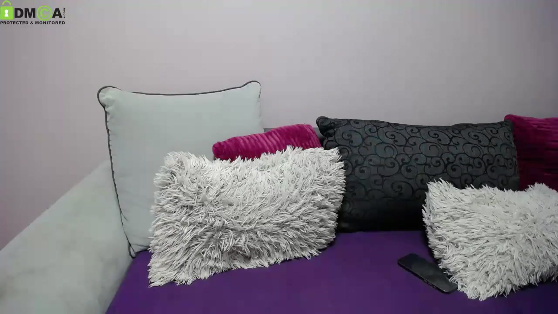 Gallery image thumbnail from Kim_Paris's myfreecams stream on, 01/01/2025, 18:28 image 4 of 20