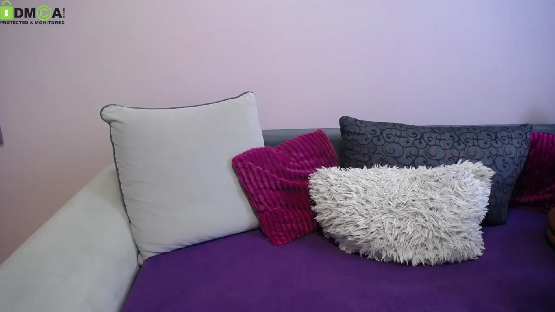 Gallery image thumbnail from Kim_Paris's myfreecams stream on, 05/15/2025, 11:42 image 14 of 20