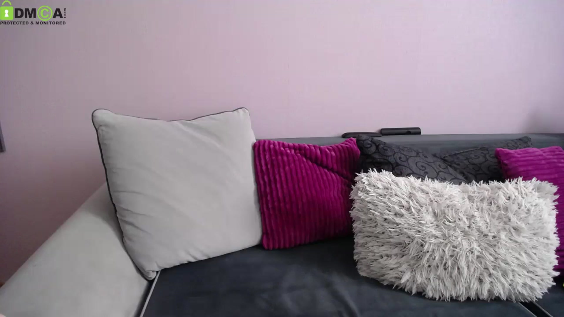 Gallery image thumbnail from Kim_Paris's myfreecams stream on, 05/30/2025, 10:45 image 1 of 20