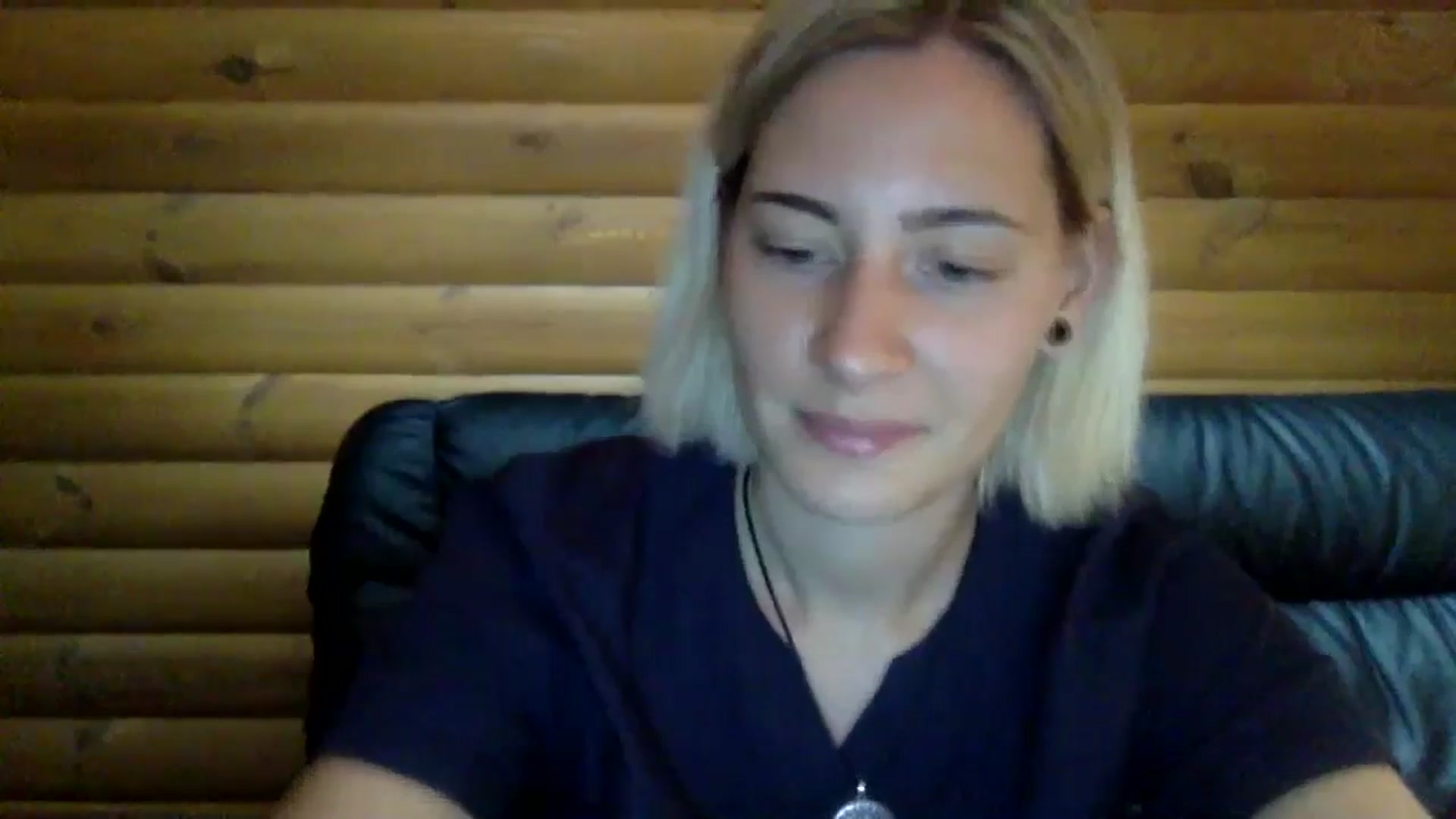 Gallery image thumbnail from Kim__Methey's myfreecams stream on, 05/13/2024, 09:50 image 12 of 20