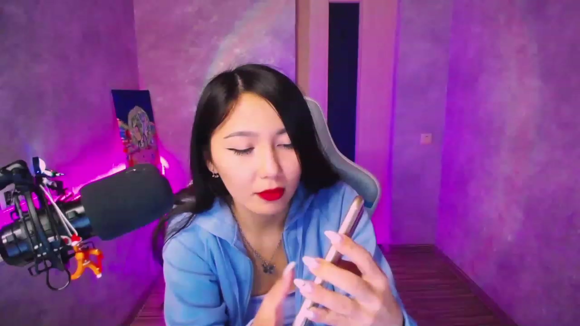 Gallery image thumbnail from Kim_cute99's myfreecams stream on, 01/10/2023, 23:46 image 8 of 20
