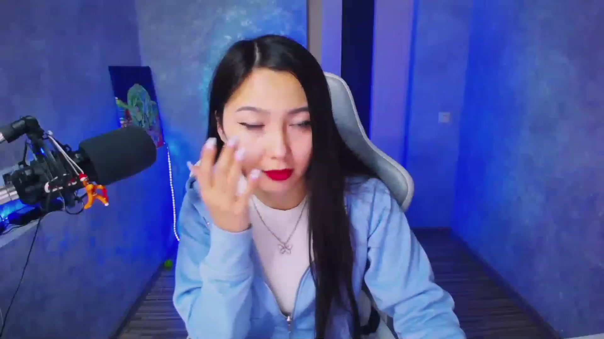 Gallery image thumbnail from Kim_cute99's myfreecams stream on, 01/13/2023, 03:09 image 7 of 20