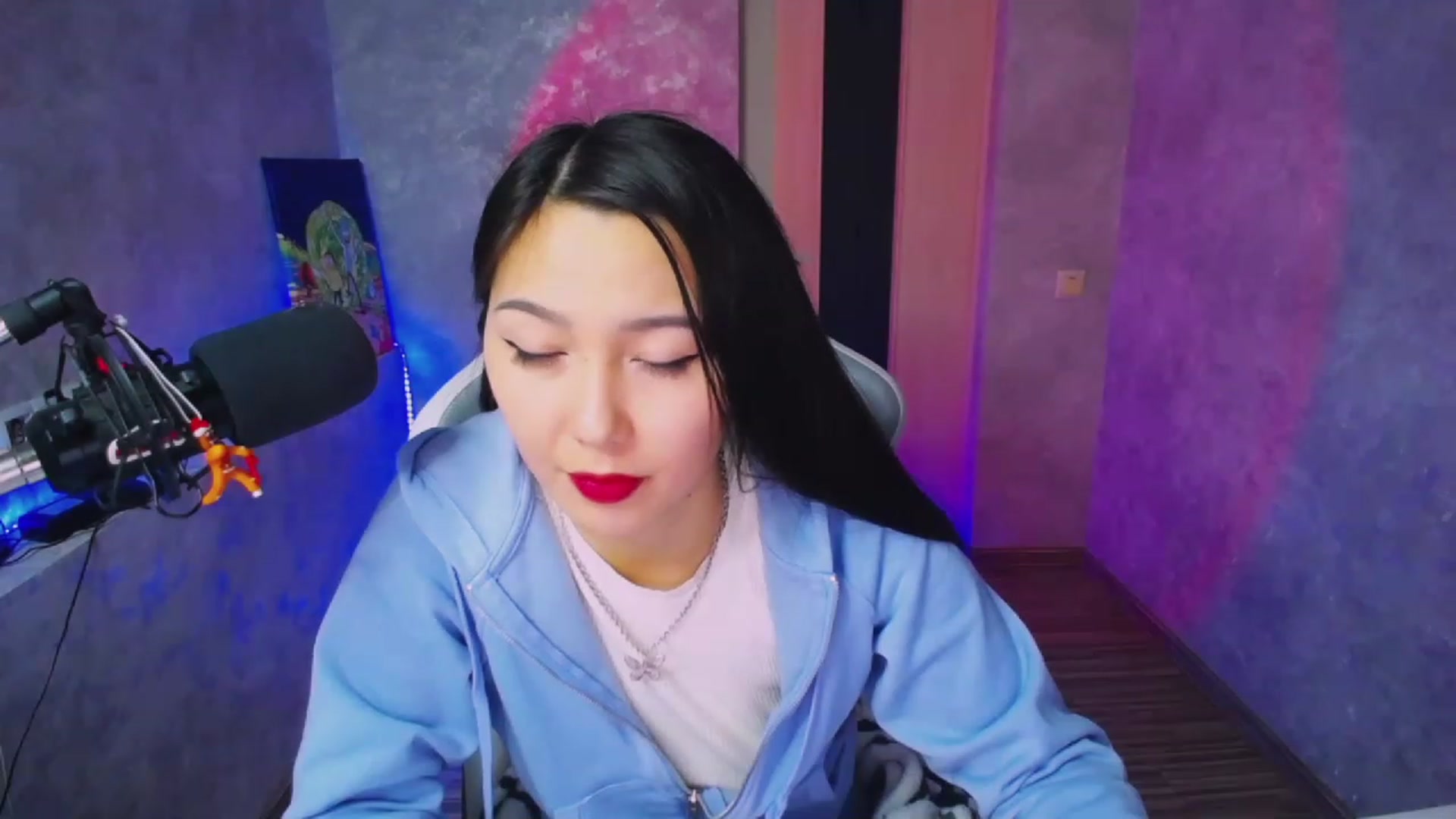 Gallery image thumbnail from Kim_cute99's myfreecams stream on, 01/13/2023, 03:09 image 12 of 20