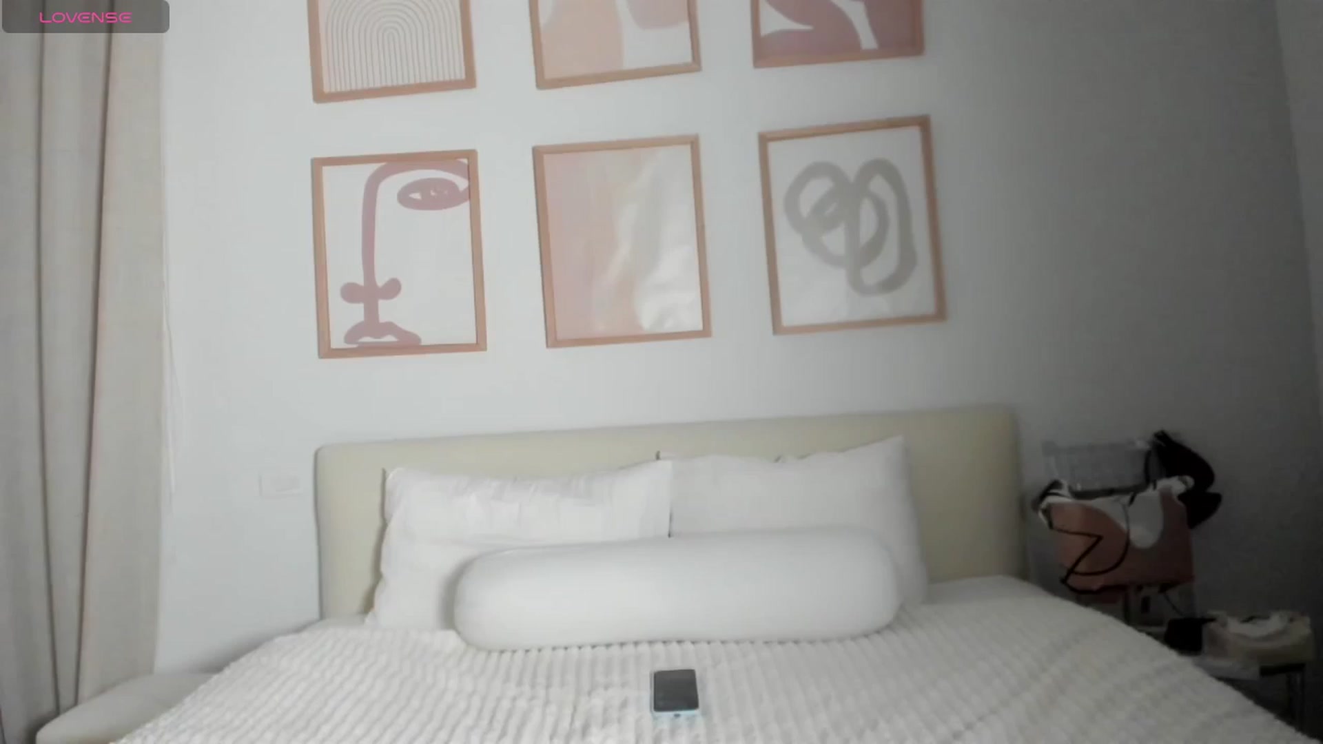 Gallery image thumbnail from Kimberly_Sky's myfreecams stream on, 04/12/2026, 13:22 image 1 of 20