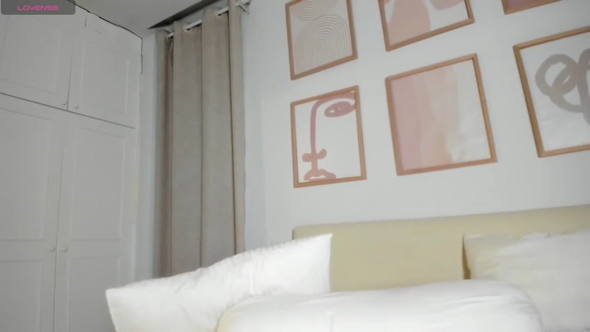 Gallery image thumbnail from Kimberly_Sky's myfreecams stream on, 04/14/2026, 14:43 image 4 of 20