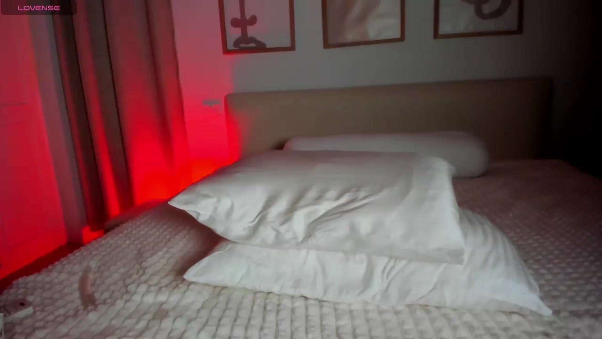 Gallery image thumbnail from Kimberly_Sky's myfreecams stream on, 05/12/2026, 14:56 image 2 of 20
