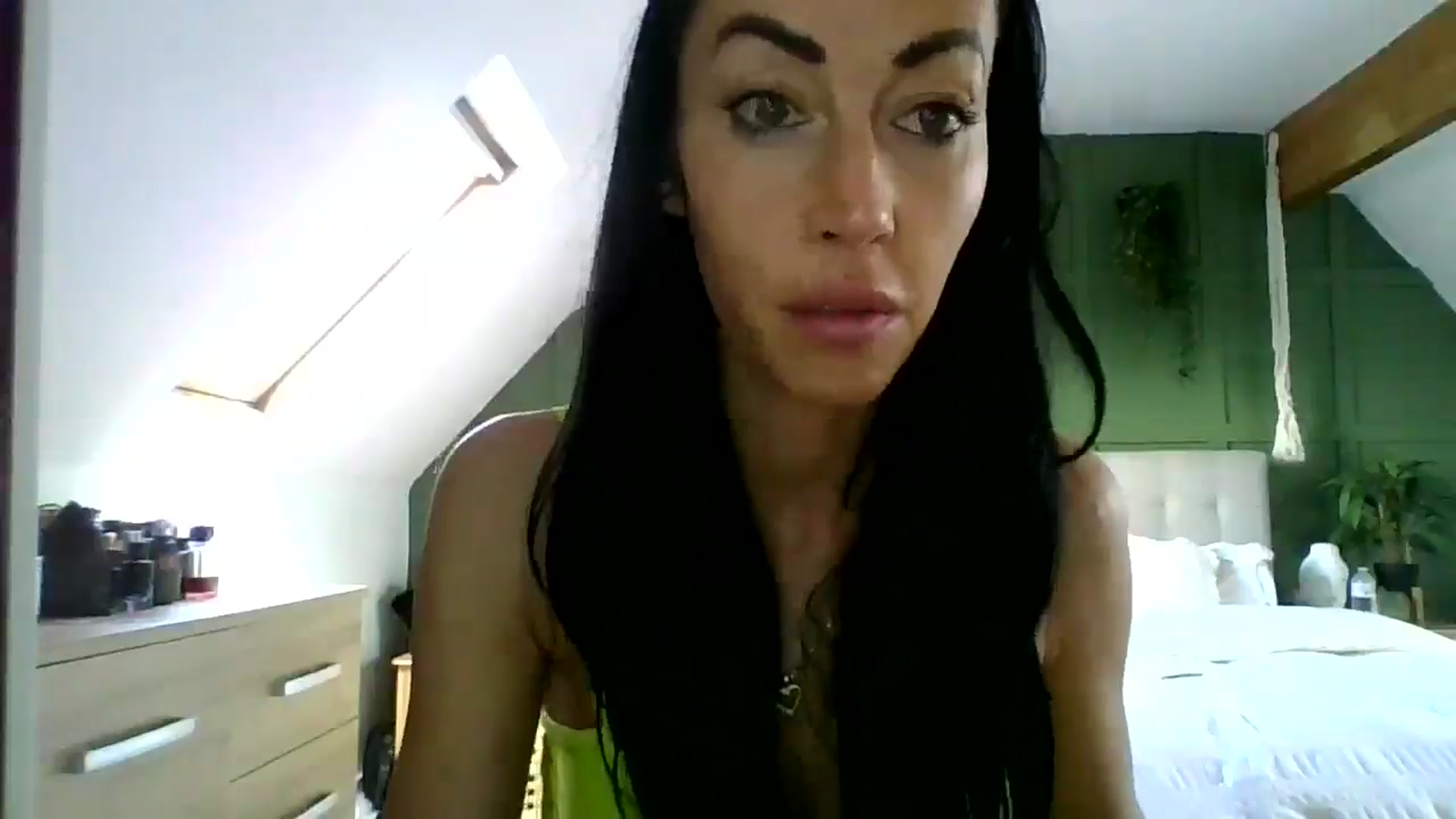 Gallery image thumbnail from Kimbrown83's myfreecams stream on, 01/18/2026, 13:25 image 3 of 20