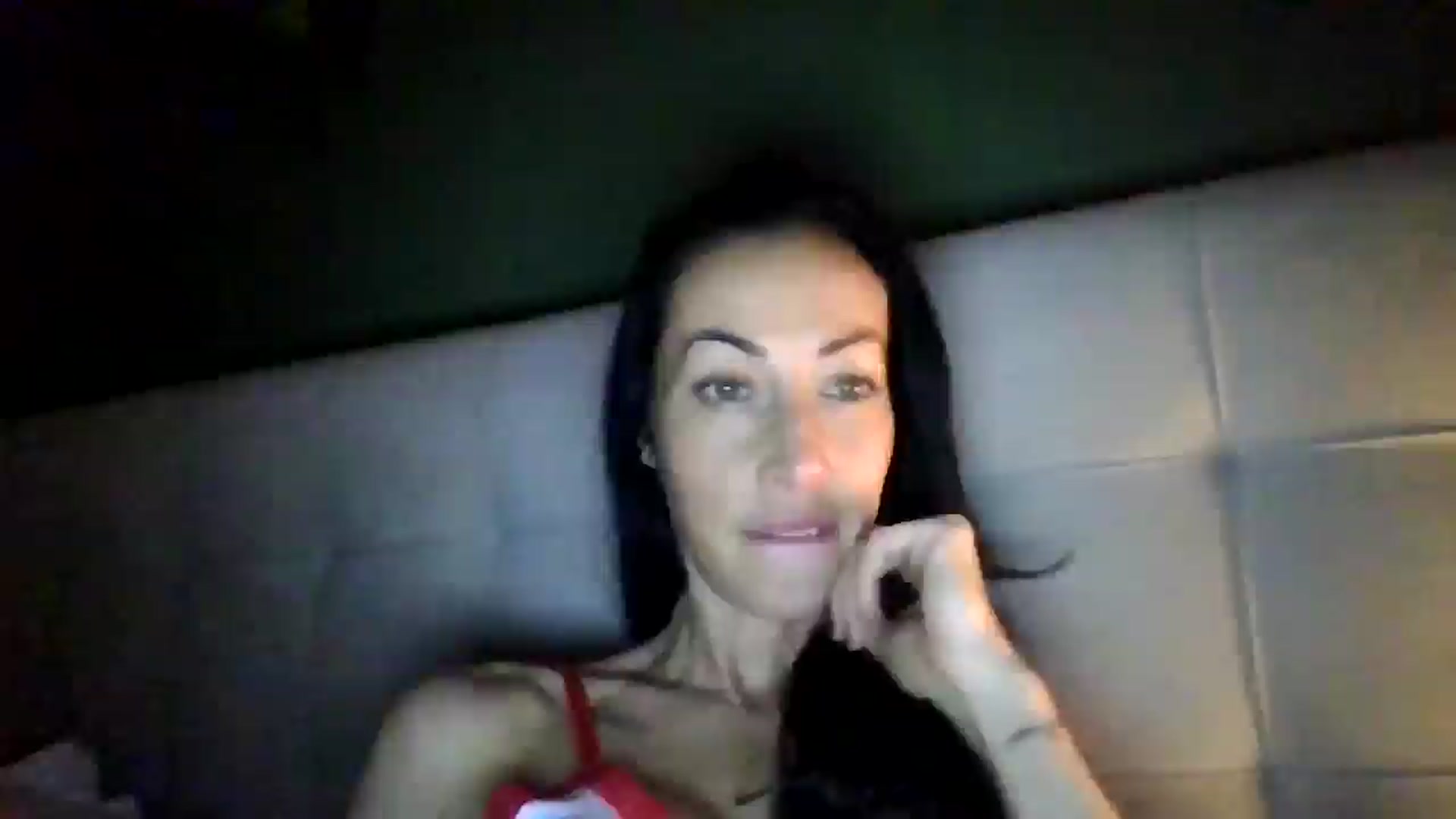 Gallery image thumbnail from Kimbrown83's myfreecams stream on, 01/20/2026, 22:13 image 12 of 20