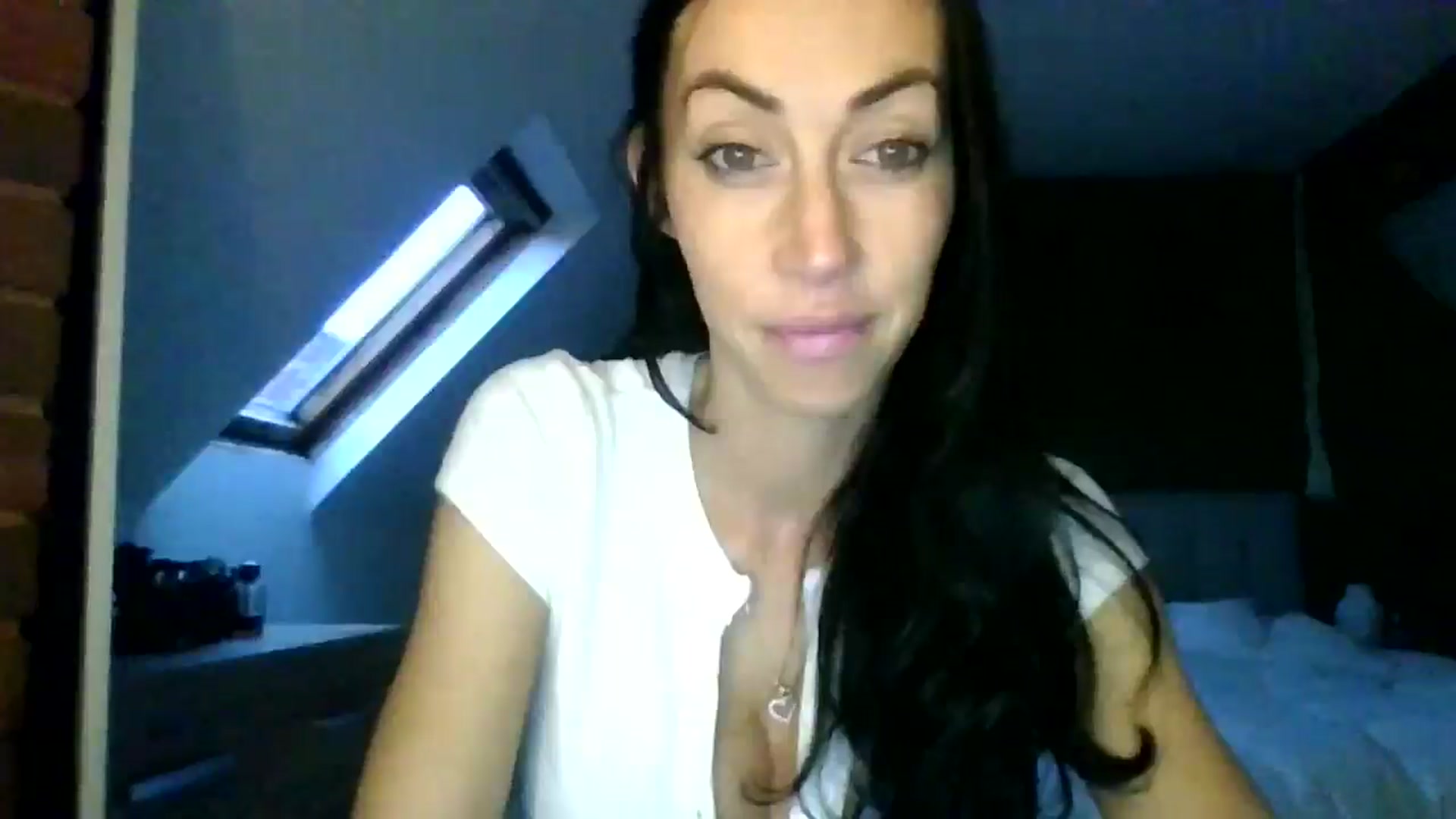 Gallery image thumbnail from Kimbrown83's myfreecams stream on, 01/21/2026, 16:21 image 13 of 20