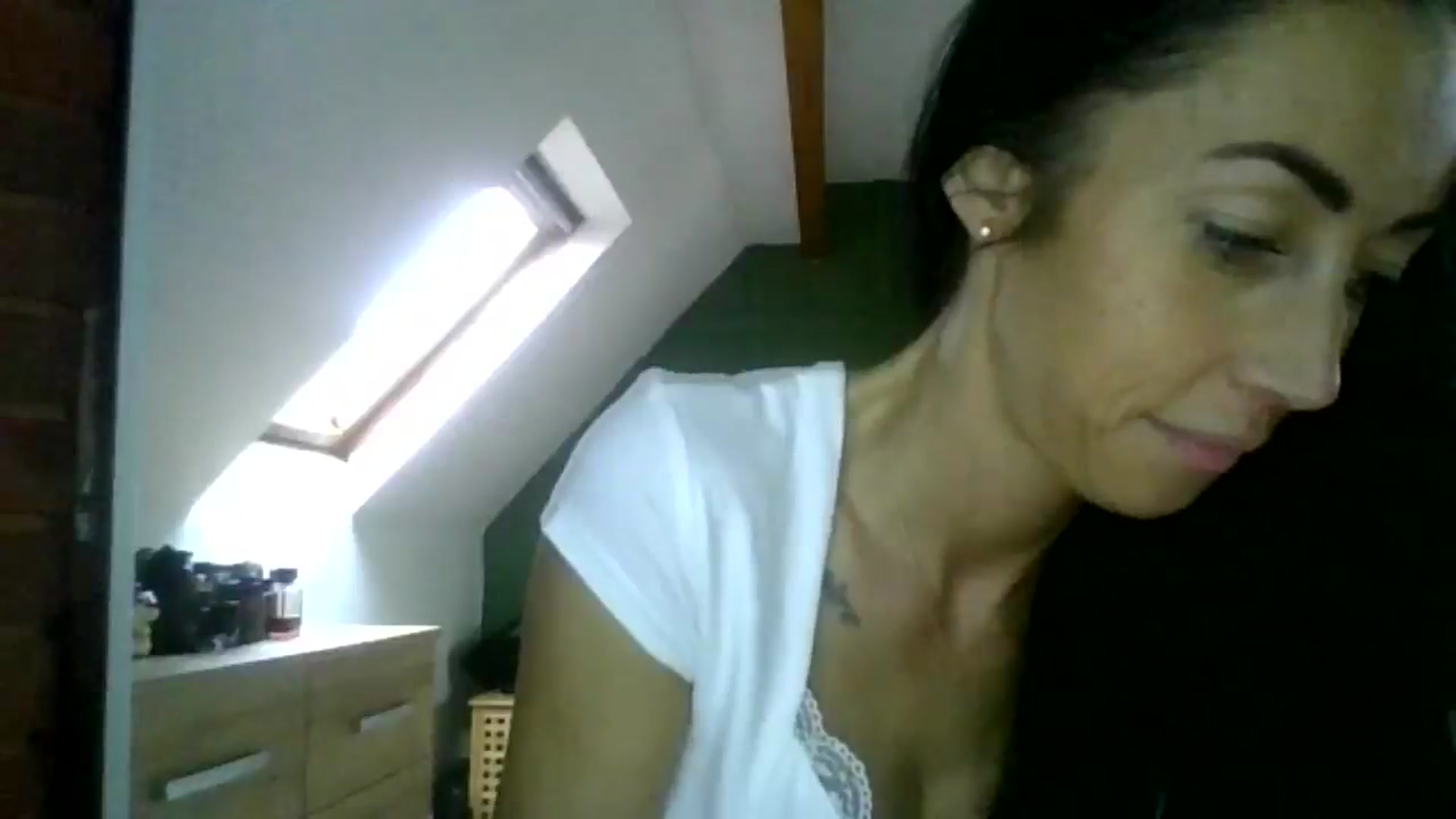 Gallery image thumbnail from Kimbrown83's myfreecams stream on, 01/22/2026, 14:53 image 7 of 20