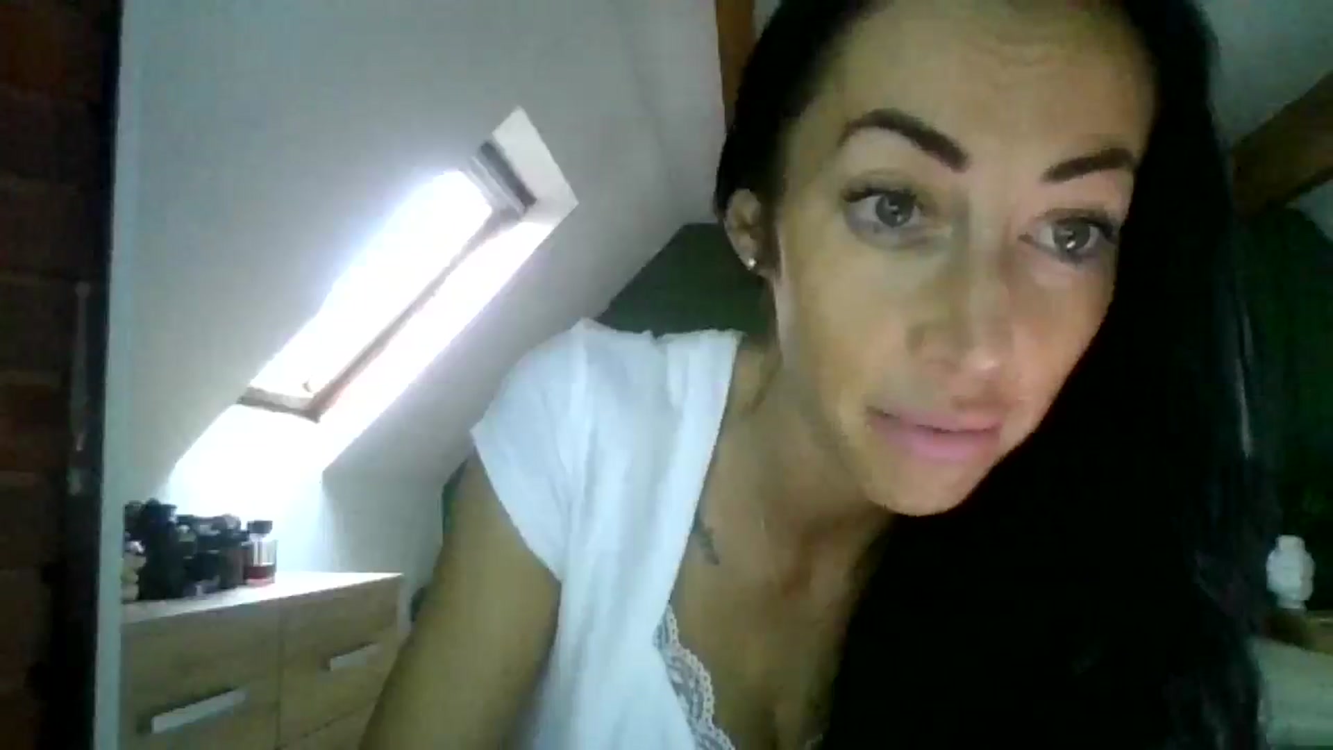 Gallery image thumbnail from Kimbrown83's myfreecams stream on, 01/22/2026, 14:53 image 6 of 20