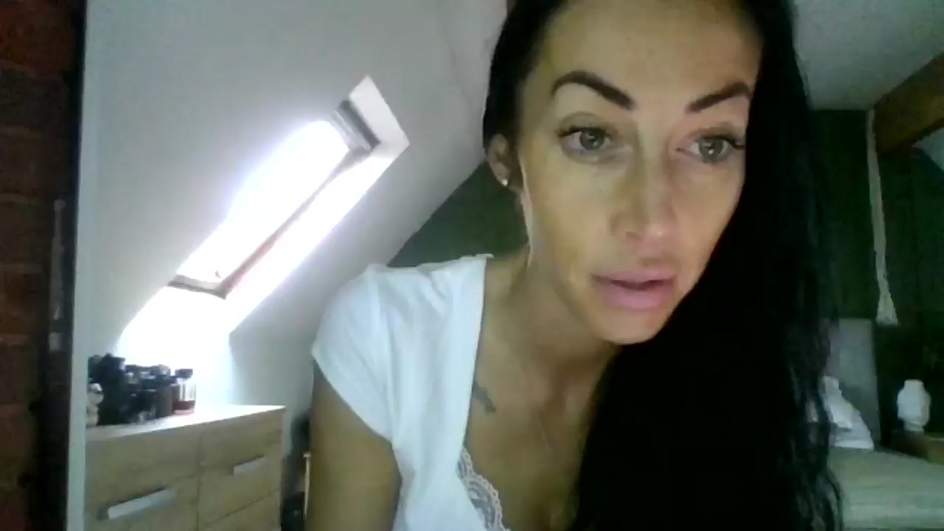 Gallery image thumbnail from Kimbrown83's myfreecams stream on, 01/22/2026, 14:53 image 1 of 20