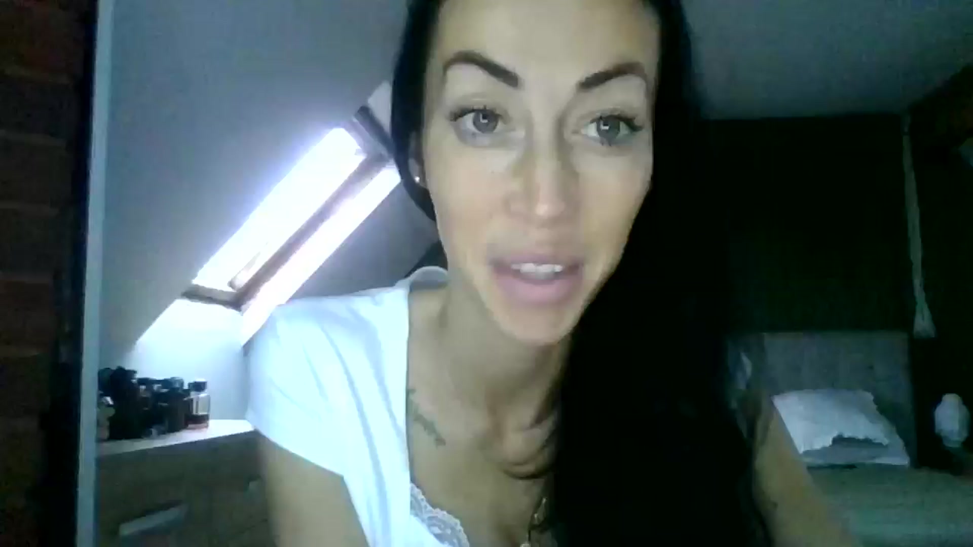 Gallery image thumbnail from Kimbrown83's myfreecams stream on, 01/22/2026, 15:32 image 14 of 20