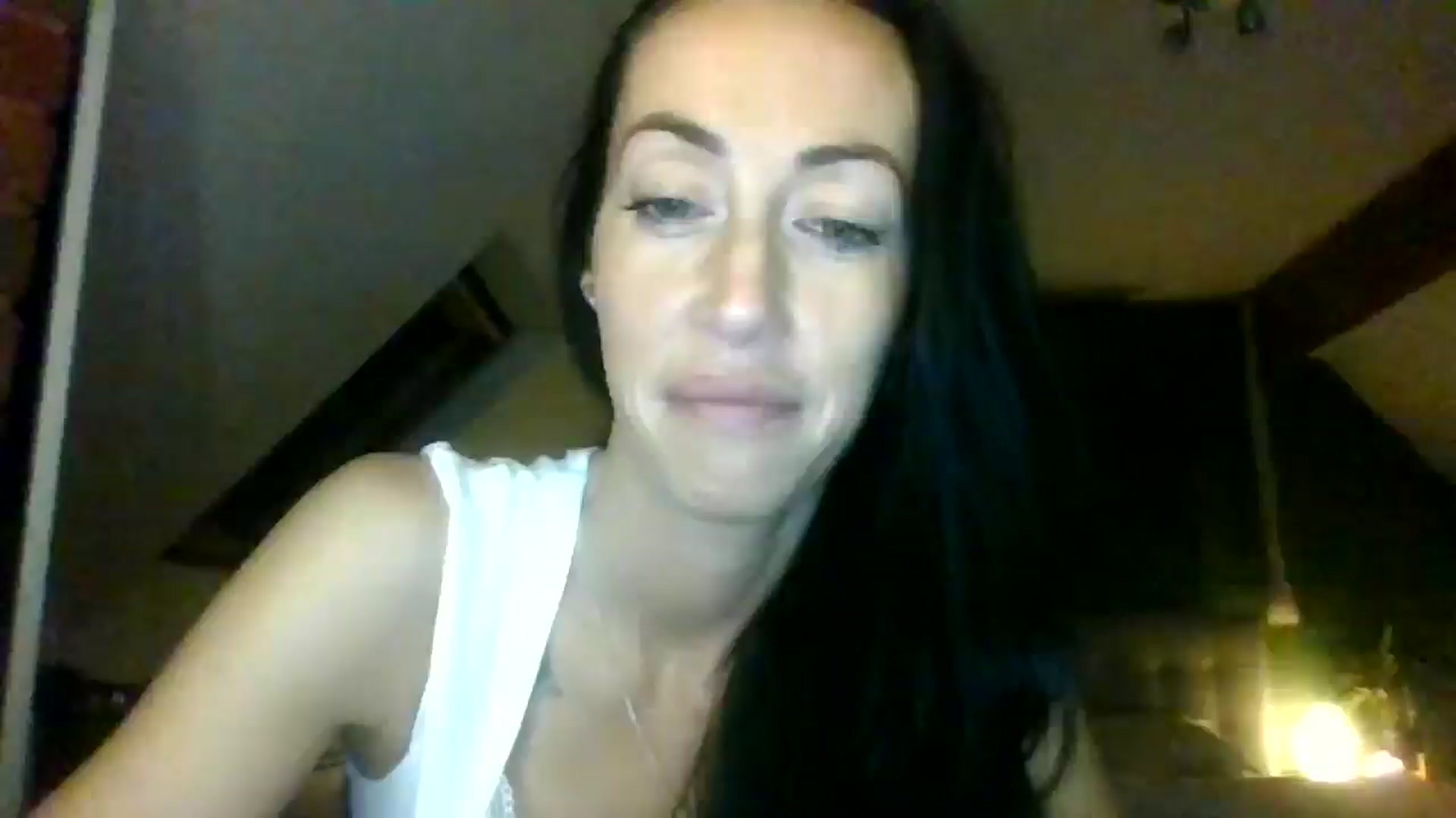 Gallery image thumbnail from Kimbrown83's myfreecams stream on, 01/22/2026, 21:08 image 2 of 20