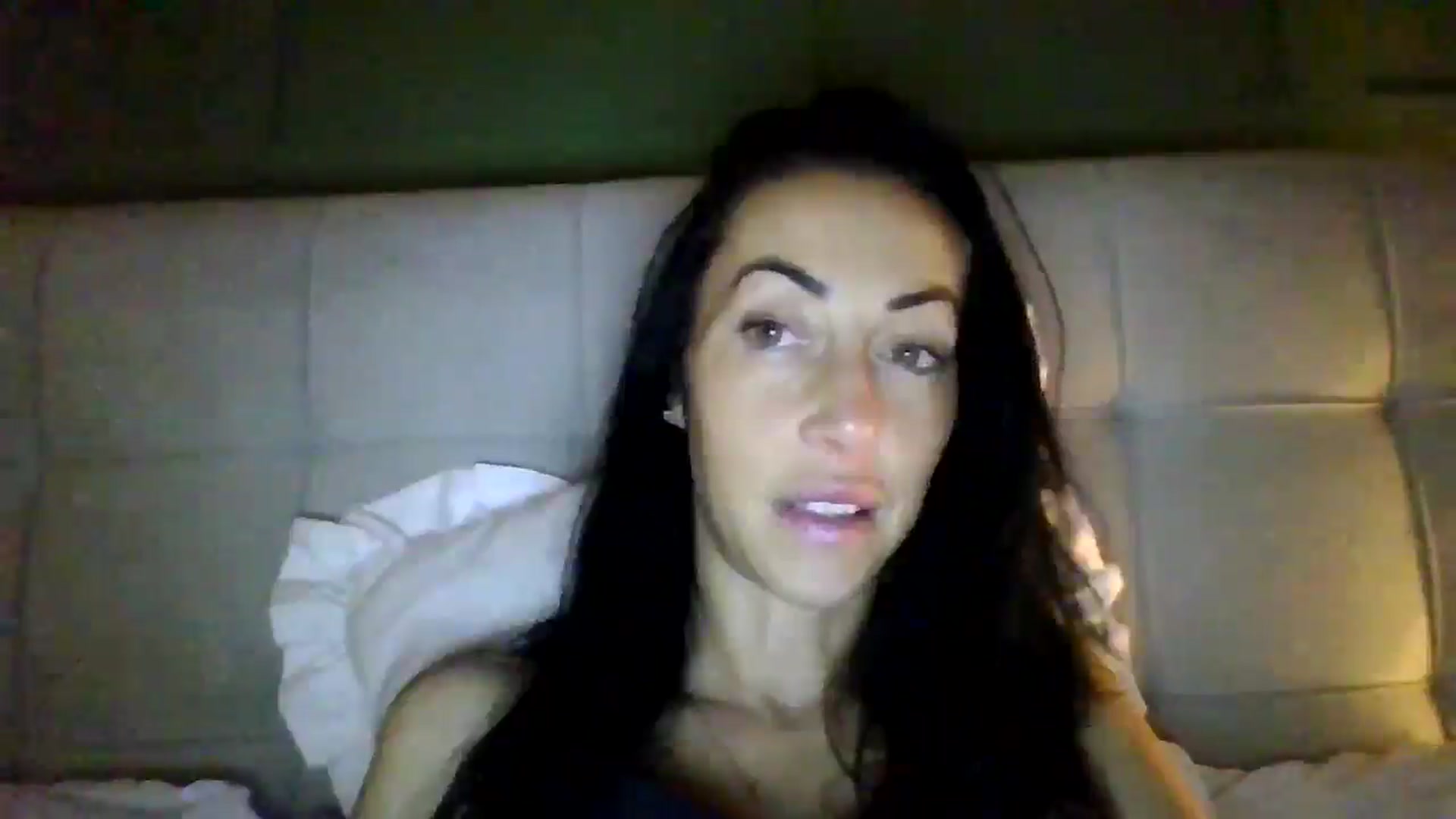 Gallery image thumbnail from Kimbrown83's myfreecams stream on, 01/26/2026, 20:23 image 13 of 20