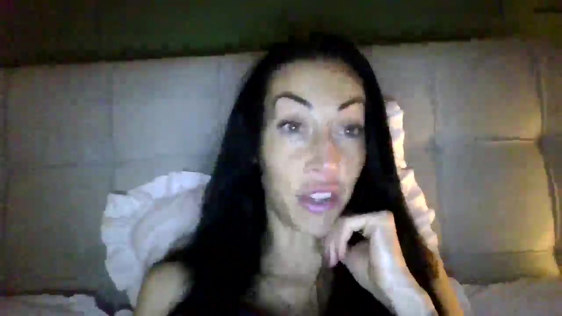 Gallery image thumbnail from Kimbrown83's myfreecams stream on, 01/26/2026, 20:23 image 14 of 20