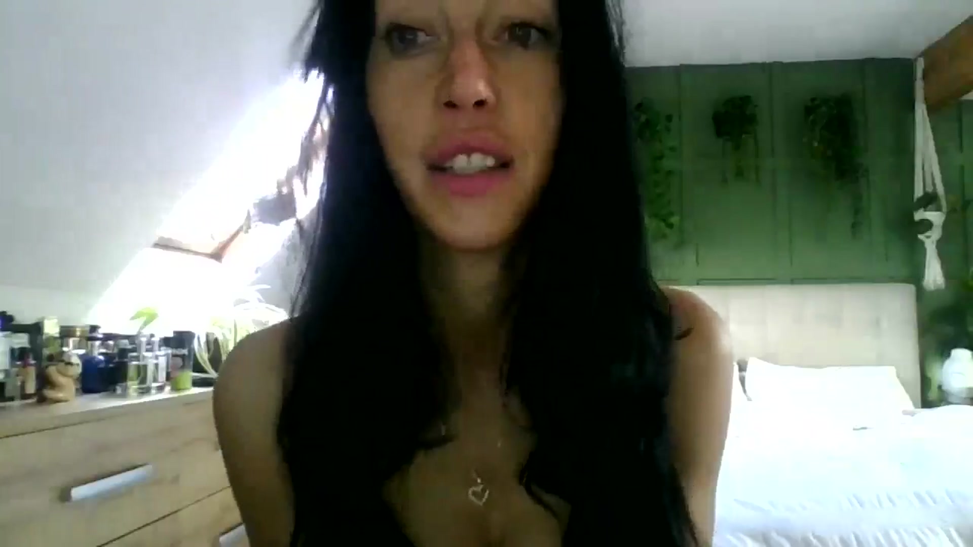 Gallery image thumbnail from Kimbrown83's myfreecams stream on, 01/31/2026, 10:28 image 8 of 20