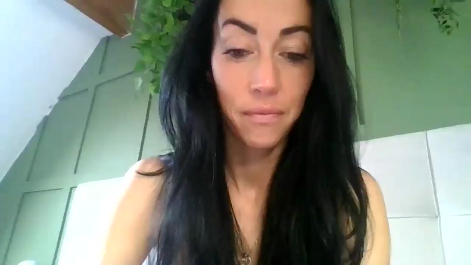 Gallery image thumbnail from Kimbrown83's myfreecams stream on, 02/08/2026, 10:29 image 1 of 20