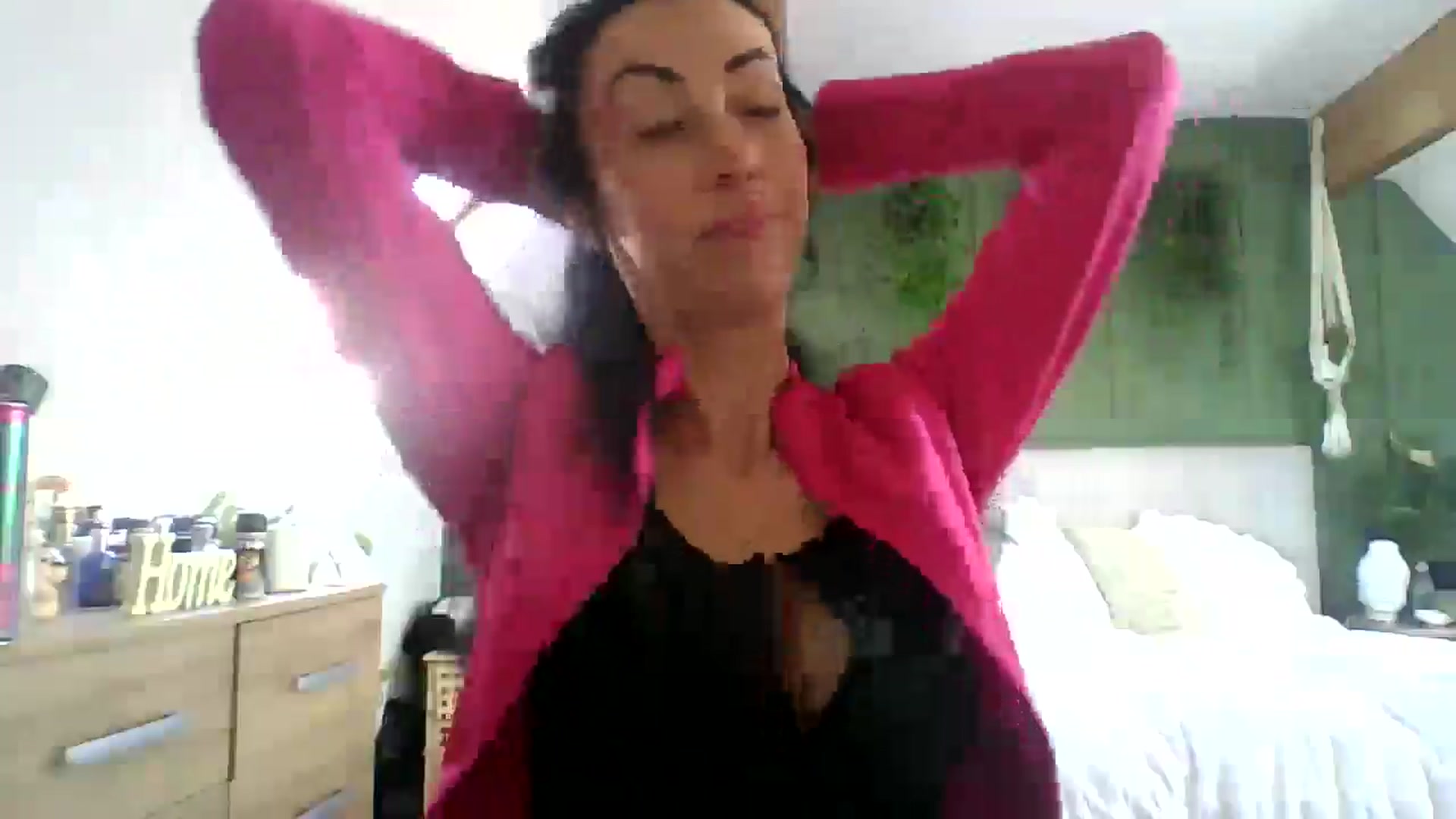 Gallery image thumbnail from Kimbrown83's myfreecams stream on, 04/06/2026, 10:37 image 17 of 20