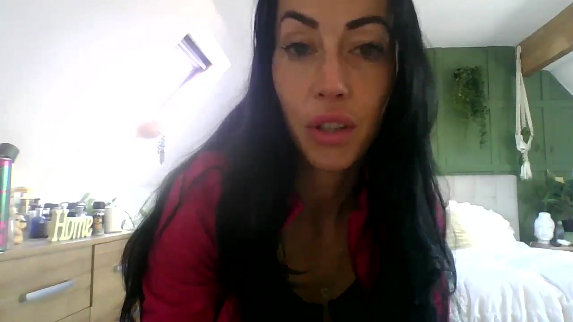 Gallery image thumbnail from Kimbrown83's myfreecams stream on, 04/06/2026, 10:37 image 12 of 20